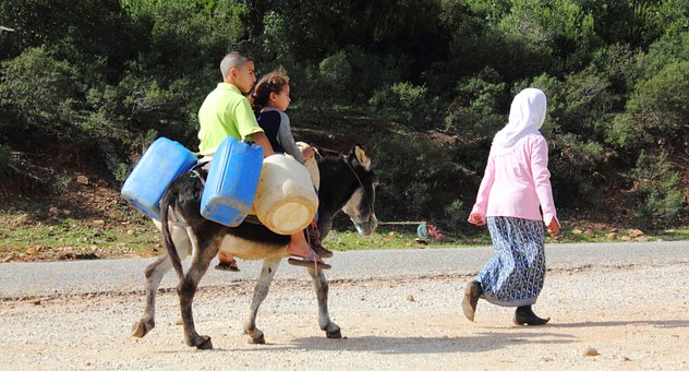 Doing Volunteer Work in Africa