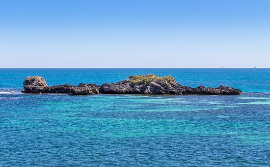 What You Should Take With You For A Beach Holiday
