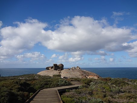 An Introduction to Australian Trust Companies Building 'trust' into your company structure
