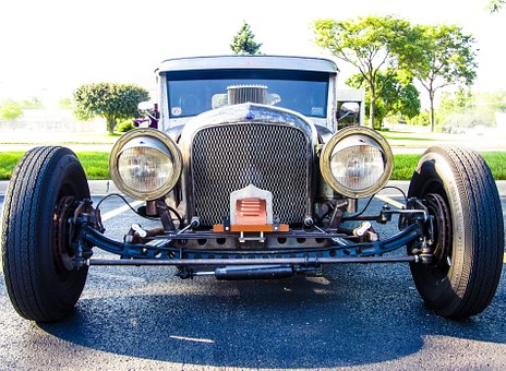Using Trade Show Exhibits And More To Stand Out At Auto Shows