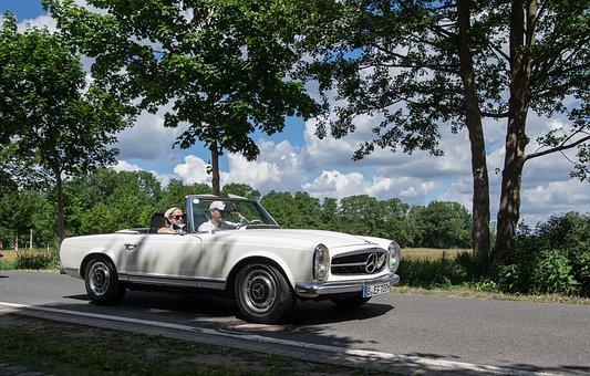 The Benefits Of A Commercial Auto Insurance