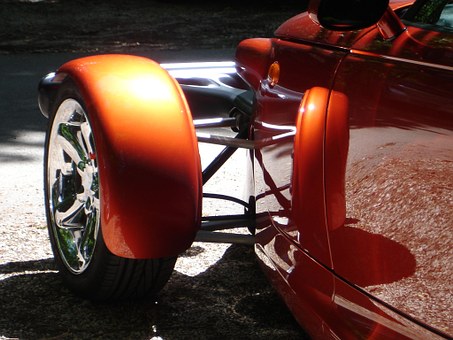 Should You Go Direct Or Through A Car Rental Broker?