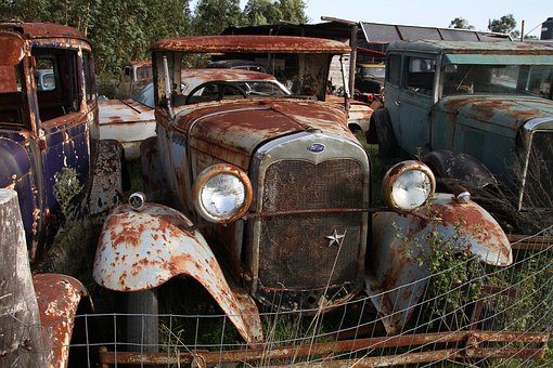 Finding Cheap Auto Insurance for young drivers - Avoid Burning a Hole in Your Pocket