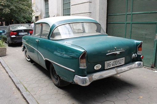 How to find the perfect car insurance for your summer driving