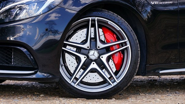 how do car insurance companies assess risk