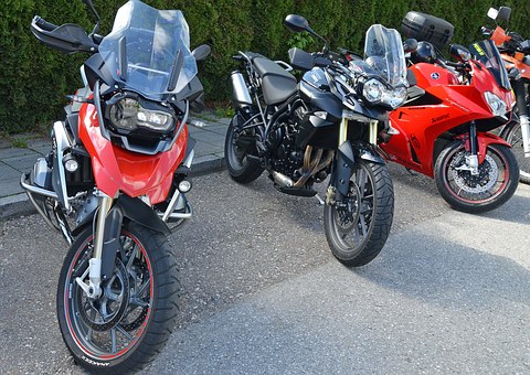 Vroom! How To Save On Car Insurance: Ten Top Tips
