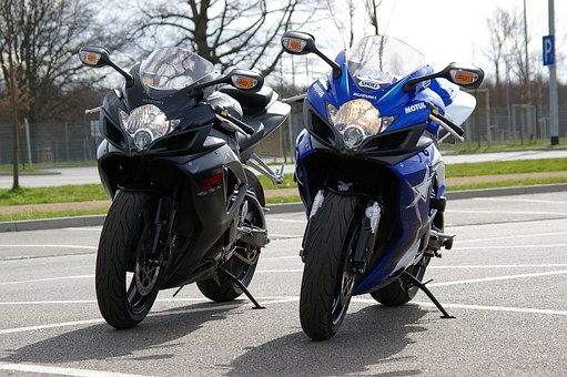 Understanding The Importance Of Motorcycle Lights