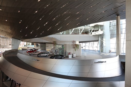 Auto Glass Replacement In Denver