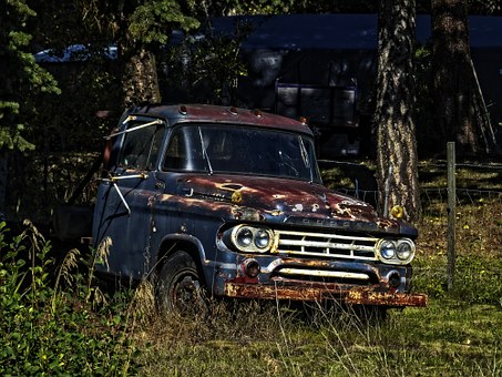 How to lower your auto insurance premiums