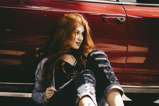 Applying A Automobile Loan Calculator To Determine The Most Beneficial Deal For Your Next Auto Loan