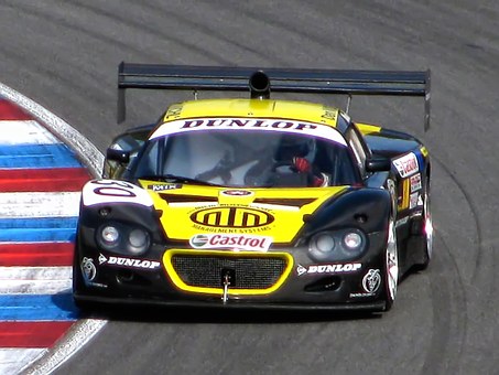 How To Minimize Automotive Glass Replacement
