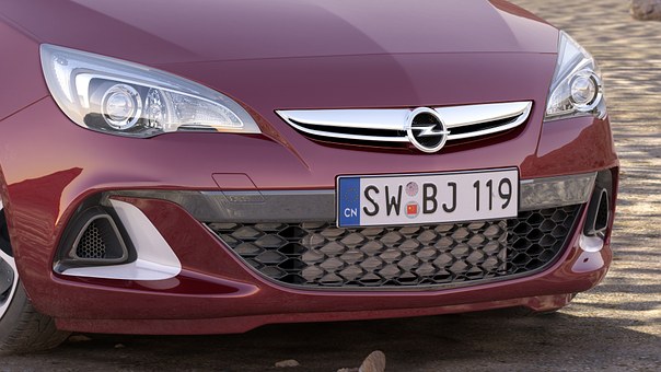 Simplifying the search for good auto insurance