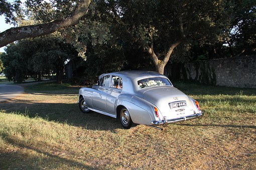 Why It Is Necessary To Obtain A Car Insurance Policy?