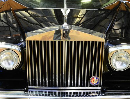 The History of UK Number Plates & Registrations by:Robert Steel