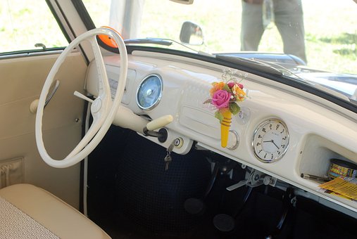 7 Secrets To Getting Low Car Insurance Costs