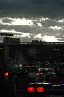 How to Avoid Auto Dealership Financing Tricks