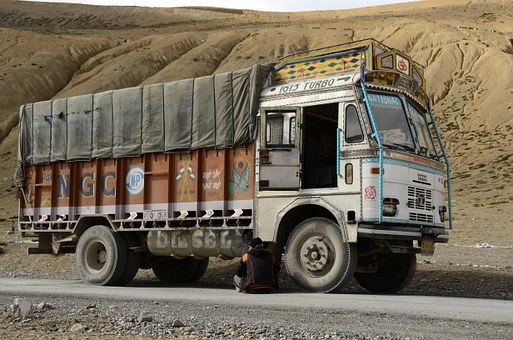Great Ways Of Earning Cash By Selling Your Junk Car Online