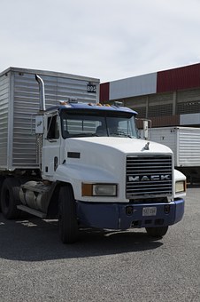 Can Auto Refinance Companies Help You?