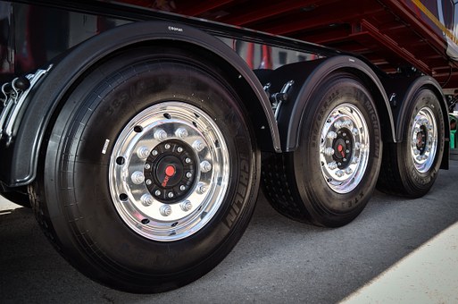 6 Questions That Can Help You Save Money On Auto Insurance