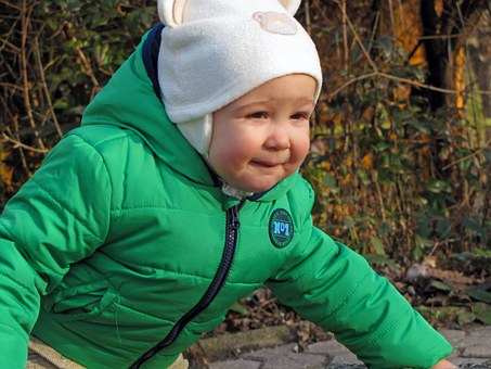 How To Buy Hats And Headbands For Your Baby