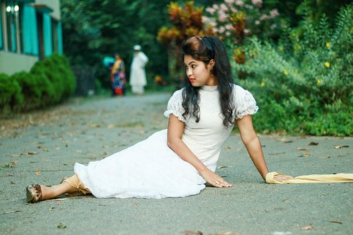 Learn How To Talk Dirty The Right Way For Women