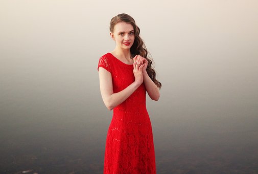 Bring Out Those Magical Moments With Ruby Wedding Anniversary Gifts