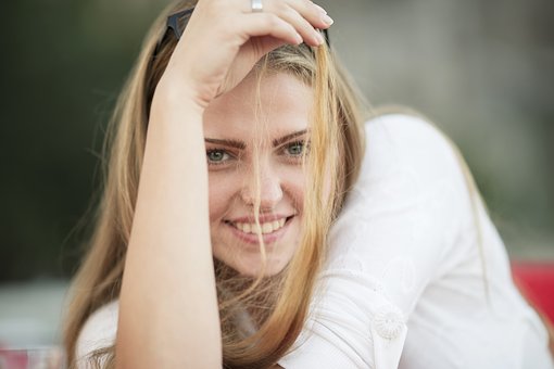 4 Easy Steps to Getting Over a Break Up