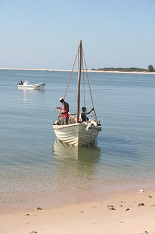 Practical And Stylish Boat Shoes