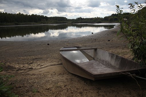 Licensing Before Poplular Boating Trips In Canada