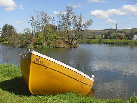 Sailing On a Large Molcajete