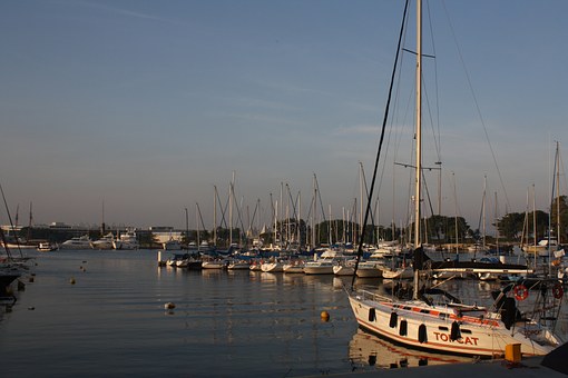 Begin Your Sailing Holiday At The Dominican Republic
