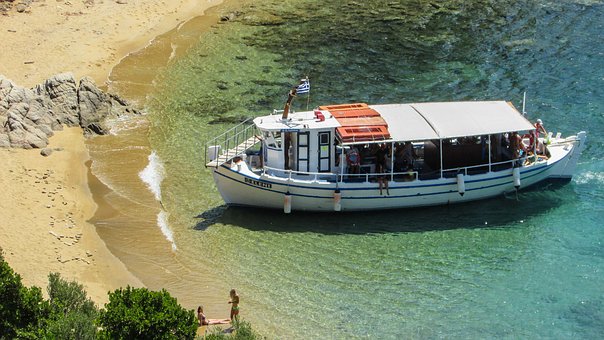 Boat Trips and Cruises near St. Paul's London Hotels