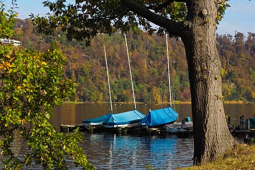 Don't Let This Chance Float By - Why Boats Might Be Attractive Timeshare Alternatives