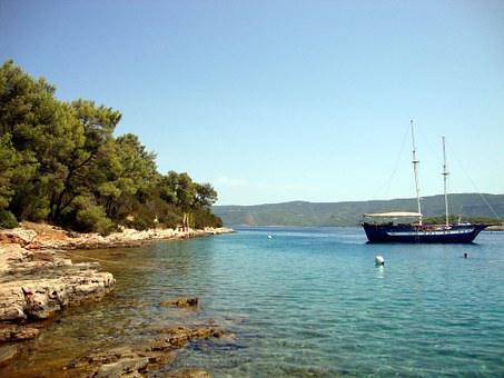 SINKING BOATMEN, SINKING BOATMEN, SINKING BOATMEN, SINKING BOATMEN, SINKING BOATMEN
