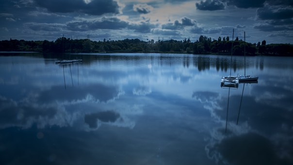 Boating Safety, Fueling And Safe Speed