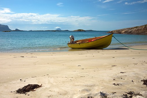 Explore The Stunning Landscapes And Cultural Heritage Of Thailand On A Mekong River Boat Cruise