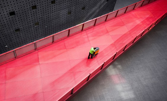 To Maximize Benefits For Your Corporation, Which Business Credit Card Should You Choose?