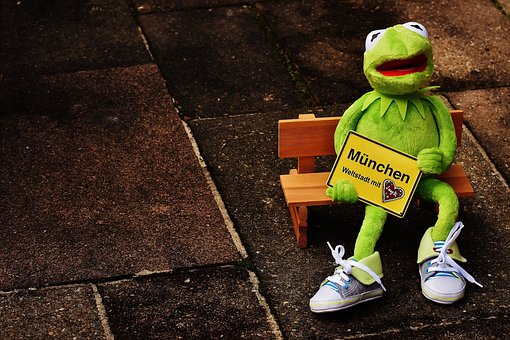 How to Survive This Economic Crisis and make Some Extra Cash
