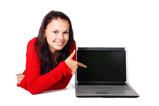 Advantages Of Shopping Online For Mothers Jewelry