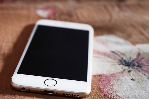 Top Reasons Why People Prefer Online Shopping