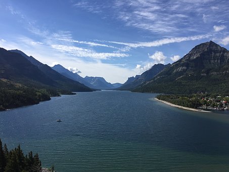Air Travel Tips: Flying To Canada