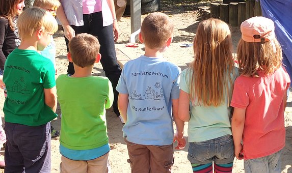 Reading Aloud With Children: A Great Time to Practice Making Mental Pictures
