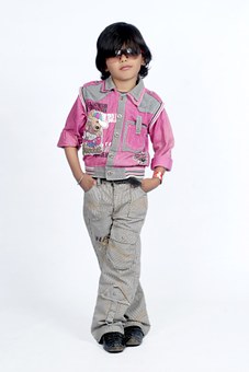 Signs in children cancer boy with their characteristics