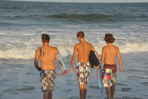 Seven Safety Tips When Traveling With Children