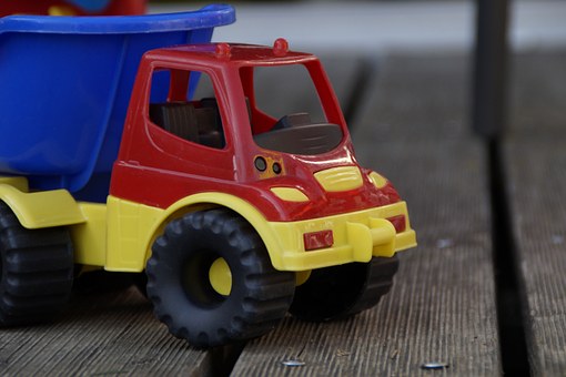 Marketing goods for children