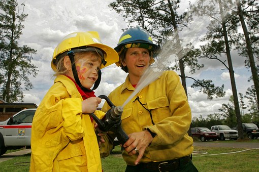 Reasons To Hire Childrens Entertainers