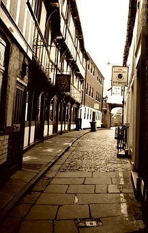 Tips For Booking Birmingham, United Kingdom Budget Airflights To Enjoy One Remarkable Trip