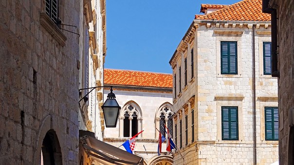 The French Paradox: Why People Buy Resveratrol
