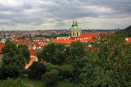 Travel Nursing Jobs Expand Horizons