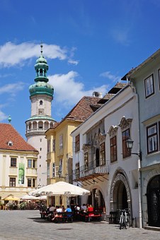Tips To Create Travel Photo Books